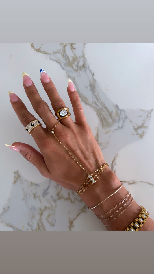 Belle Handchain