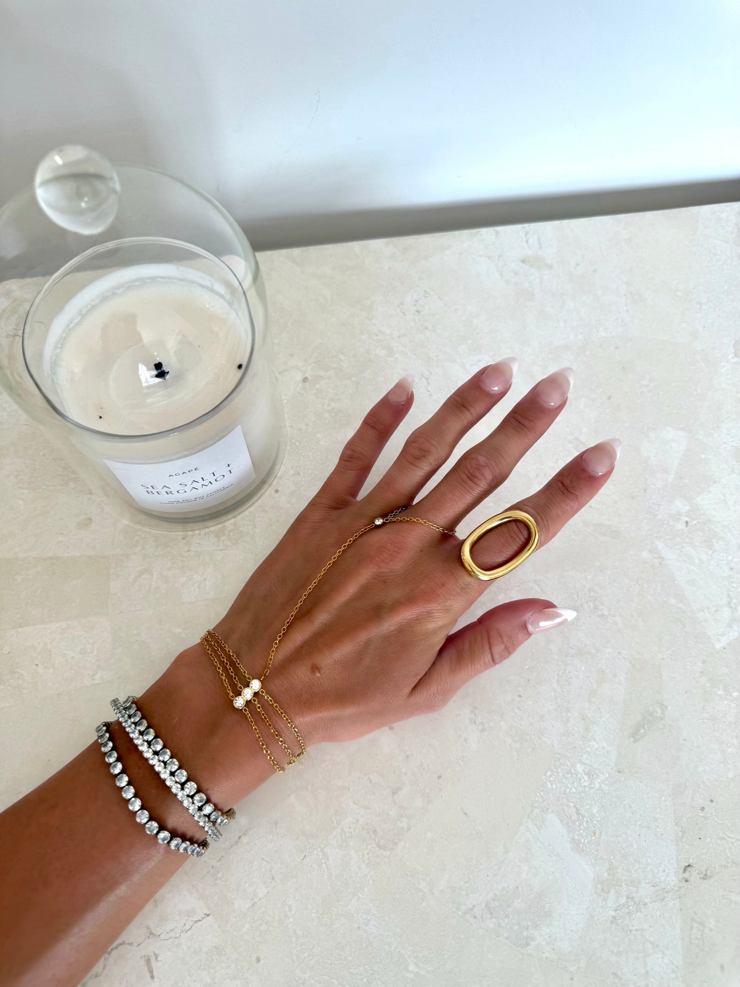 Demi Ring