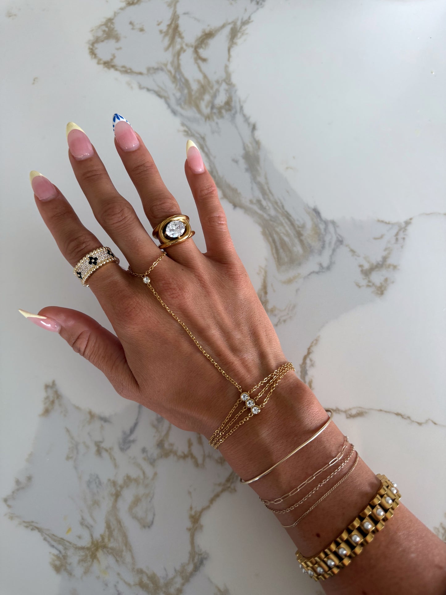 The Clover Diamond Ring